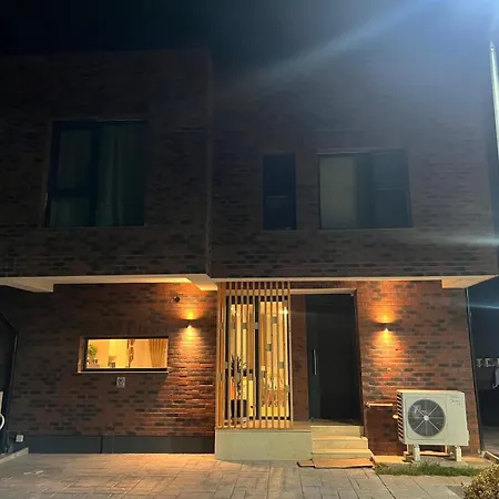ヴィラ Luxury Spacious Tunari